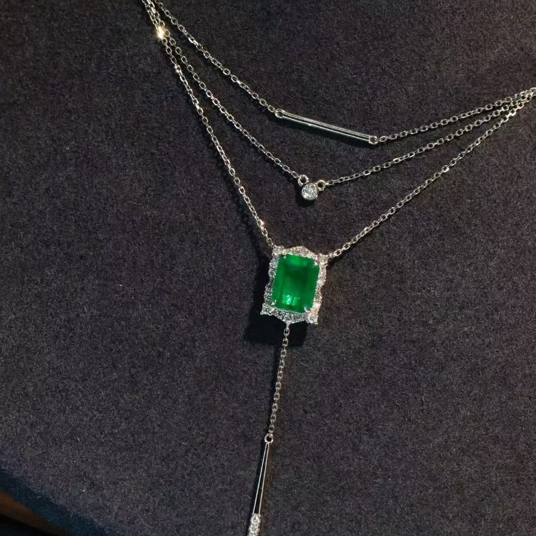 14k Gold 1.84 Ctw Vivid Green Natural Emerald & Diamond Necklace - 3