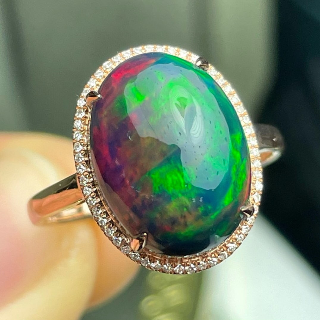 14k Gold 4.55 Ct Natural Opal & Diamond Ring - 2