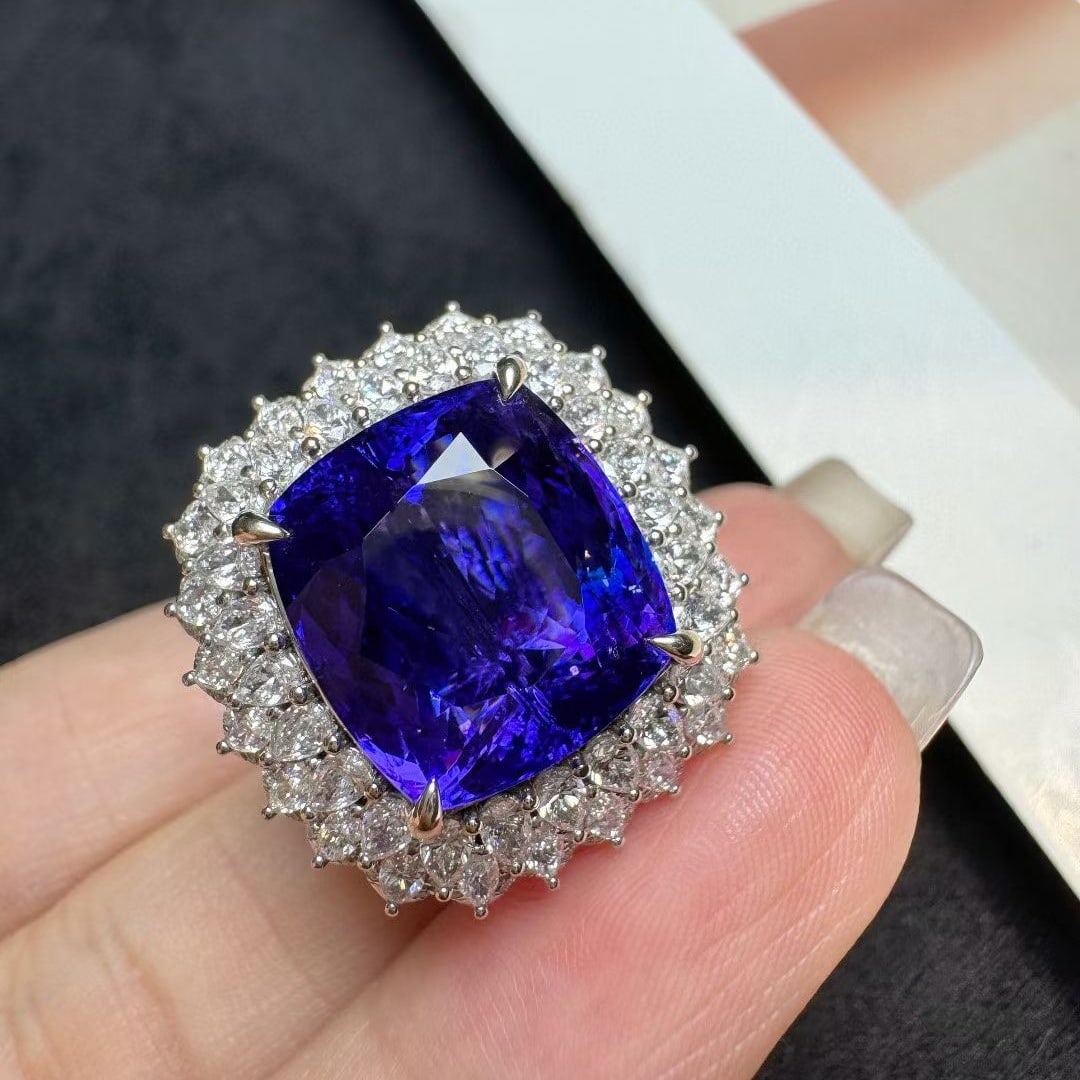 14k Gold 14.72 Ctw Natural Tanzanite & Diamond Ring/pendant( Without Chain ): Ref:231043165 // gold content:14k gold // ring size:7. 25us // // main gemstone:tanzanite // shape:cushion // carat weight:12. 7ct // color:blue // treatment:natural // // adjacent gemstone 2 :