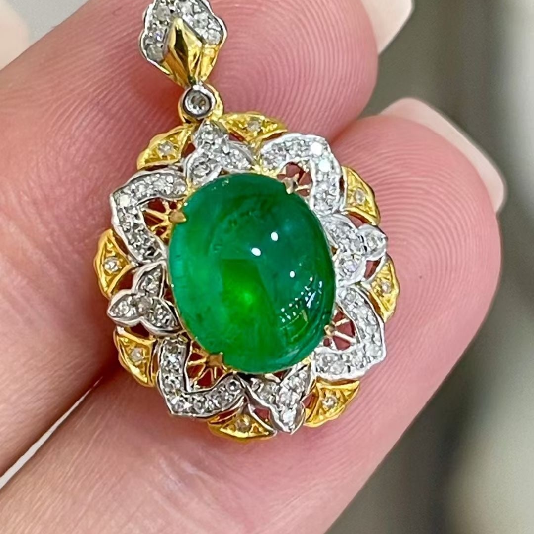 14k Gold 2 Ct Vivid Green Natural Emerald & Diamond Pendant( Without Chain ) - 5