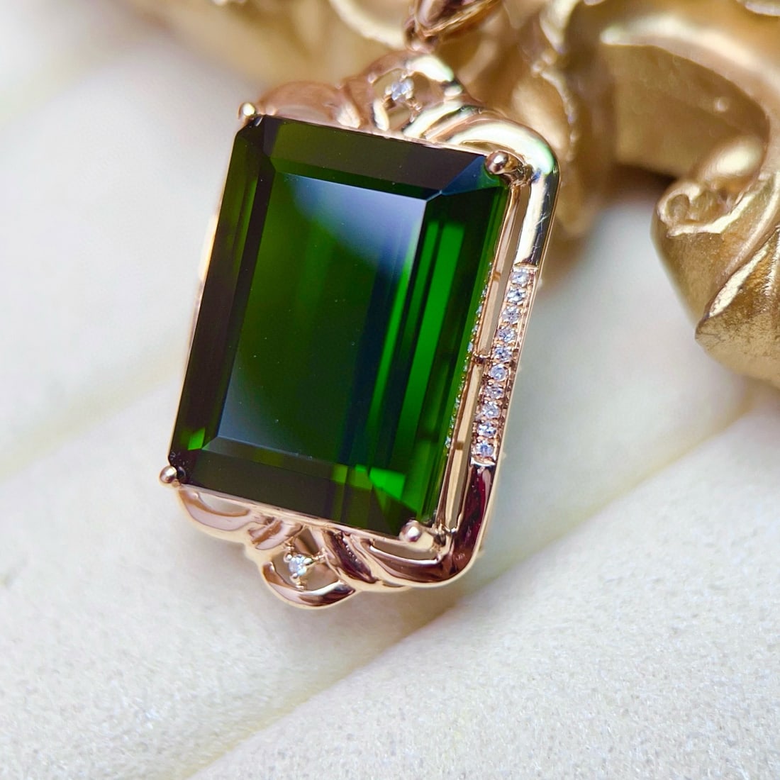 14k Gold 22.12 Ctw Natural Tourmaline & Diamond Pendant( Without Chain ) - 3