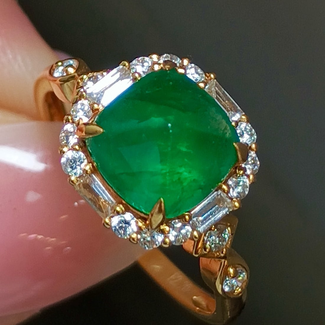 14k Gold 2.59 Ctw Vivid Green Natural Emerald & Diamond Ring - 3