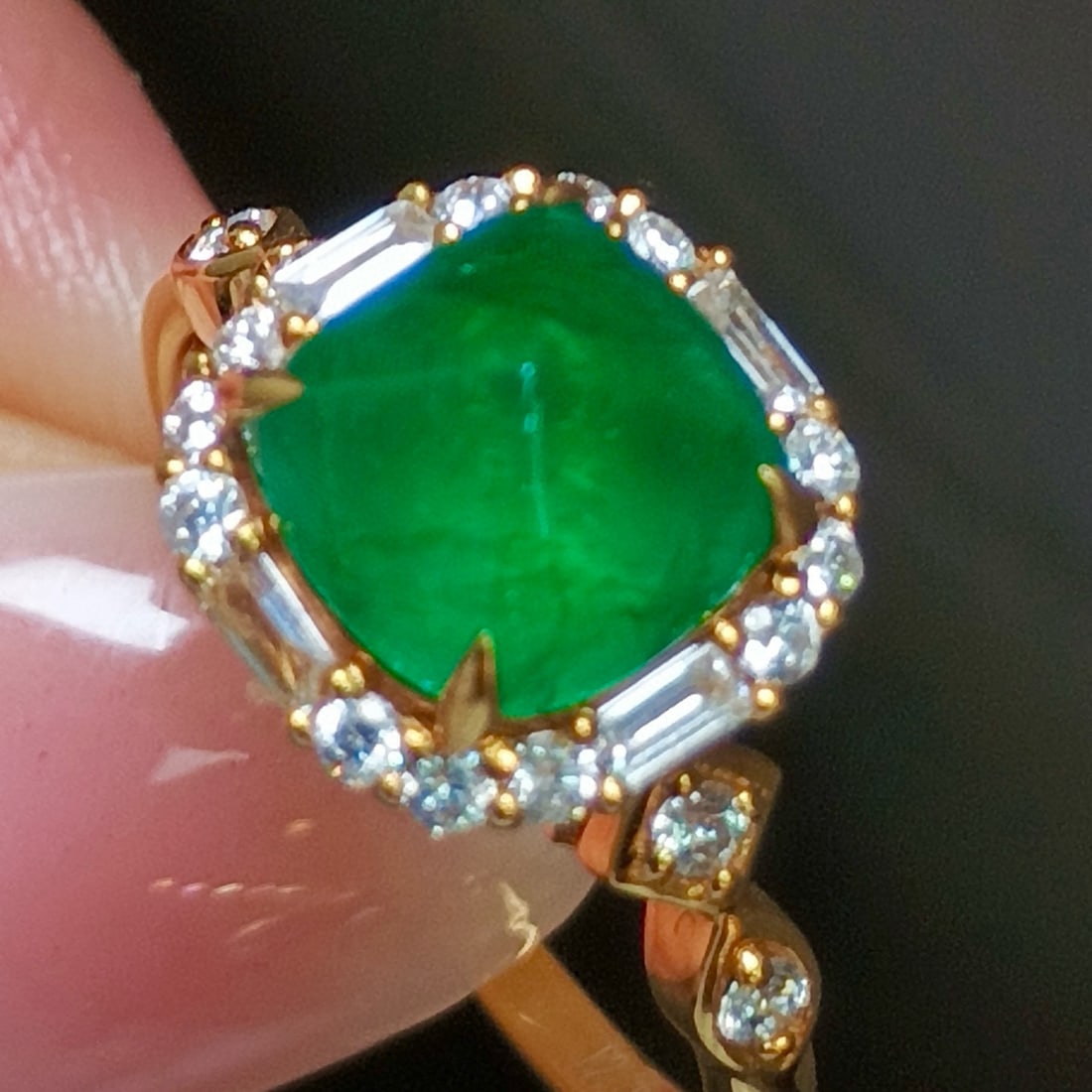 14k Gold 2.59 Ctw Vivid Green Natural Emerald & Diamond Ring - 4