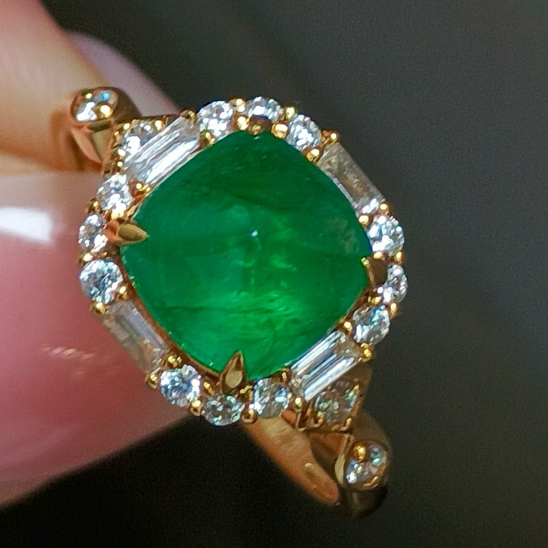 14k Gold 2.59 Ctw Vivid Green Natural Emerald & Diamond Ring - 6