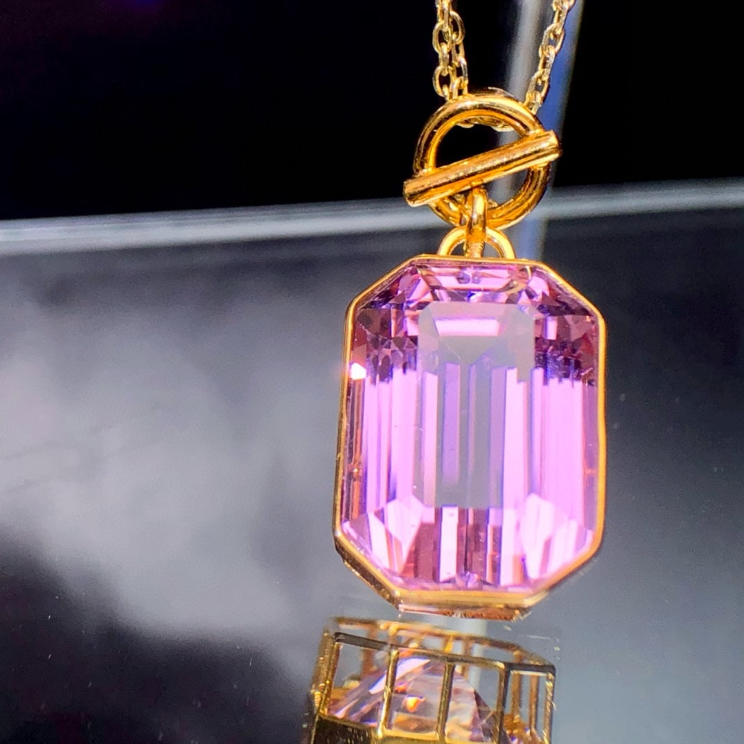 14k Gold 17 Ct Natural Kunzite Pendant( Without Chain ) - 4