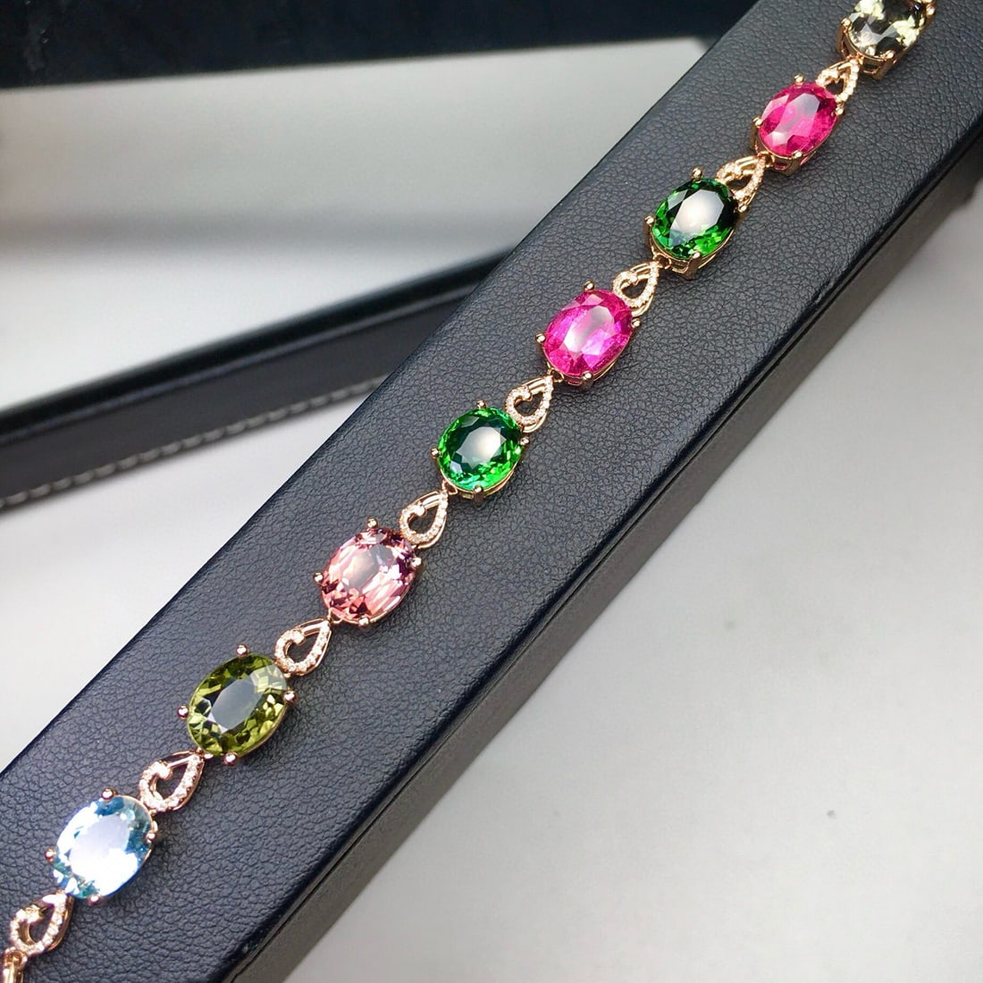 14k Gold 19.2 Ct Natural Tourmaline & Diamond Bracelet - 5