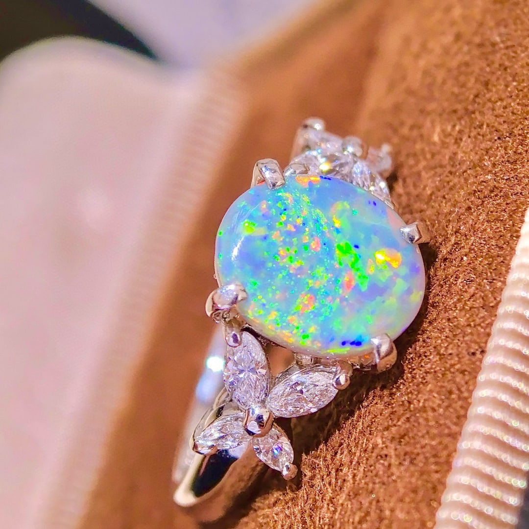 14k Gold 2.45 Ctw Natural Opal & Diamond Ring - 2
