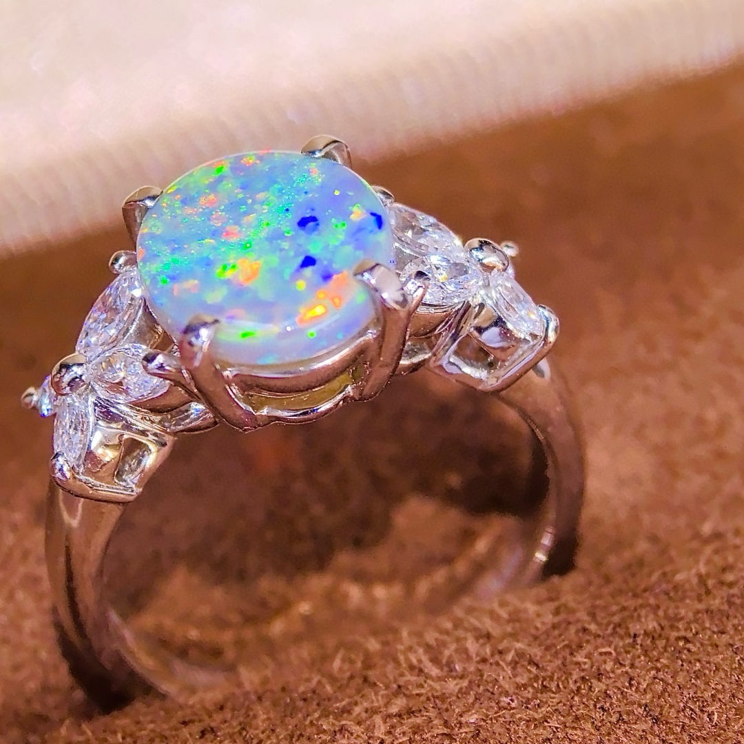 14k Gold 2.45 Ctw Natural Opal & Diamond Ring - 7