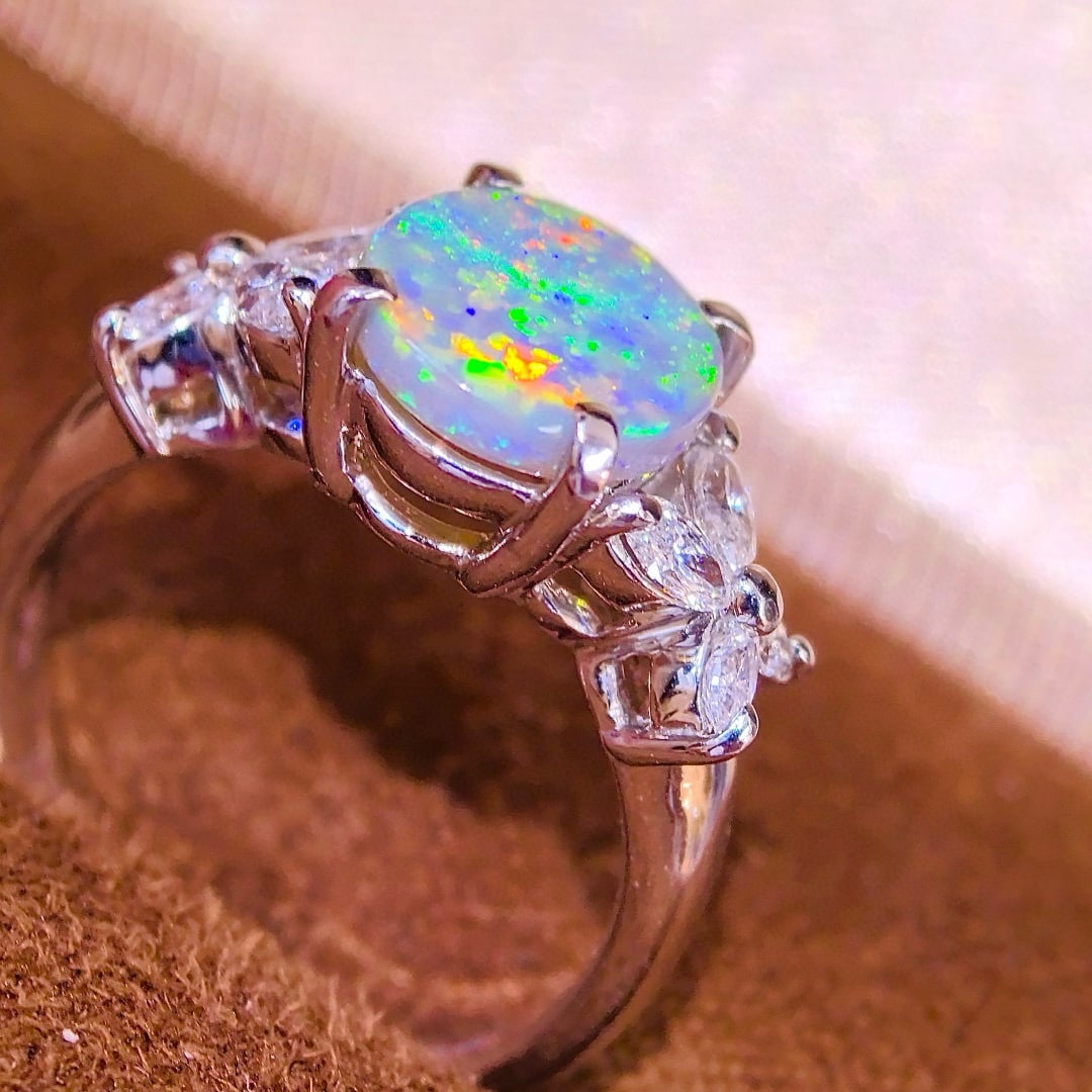 14k Gold 2.45 Ctw Natural Opal & Diamond Ring - 8