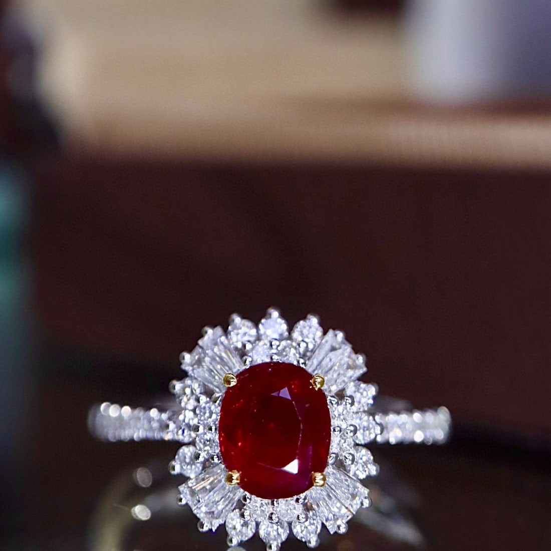 14k Gold 1.36 Ctw Vivid Red Natural Ruby & Diamond Ring: Ref:231044048 // gold content:14k gold // ring size:7. 25us // // main gemstone:ruby // shape:oval // carat weight:0. 95ct // color:vivid red // treatment:natural // // adjacent gemstone 2 : diamond