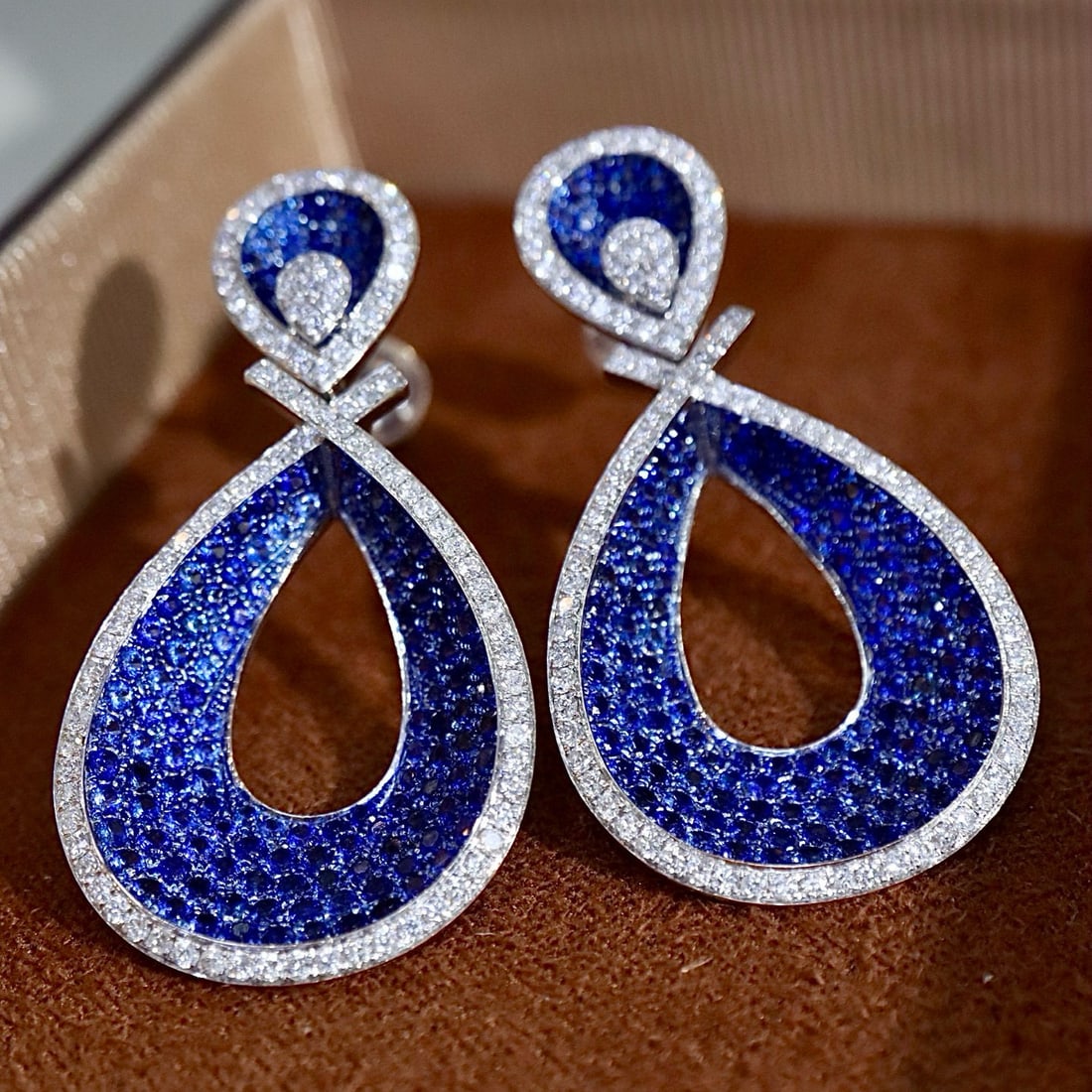 14k Gold 3.70 Ctw Natural Sapphire & Diamond Earrings - 5