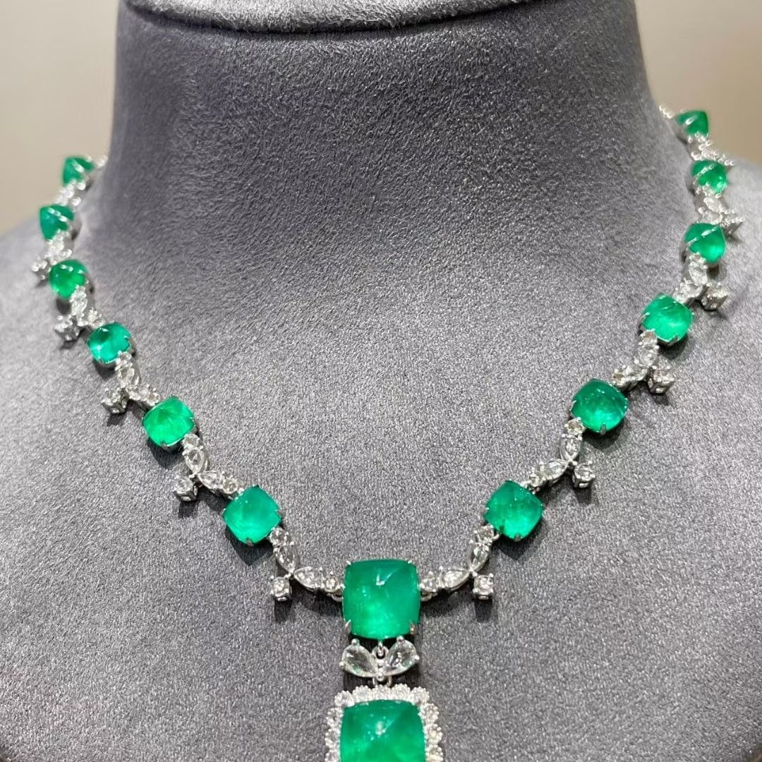 14k Gold 14.5 Ct Natural Emerald & Diamond & Sapphire Necklace - 2
