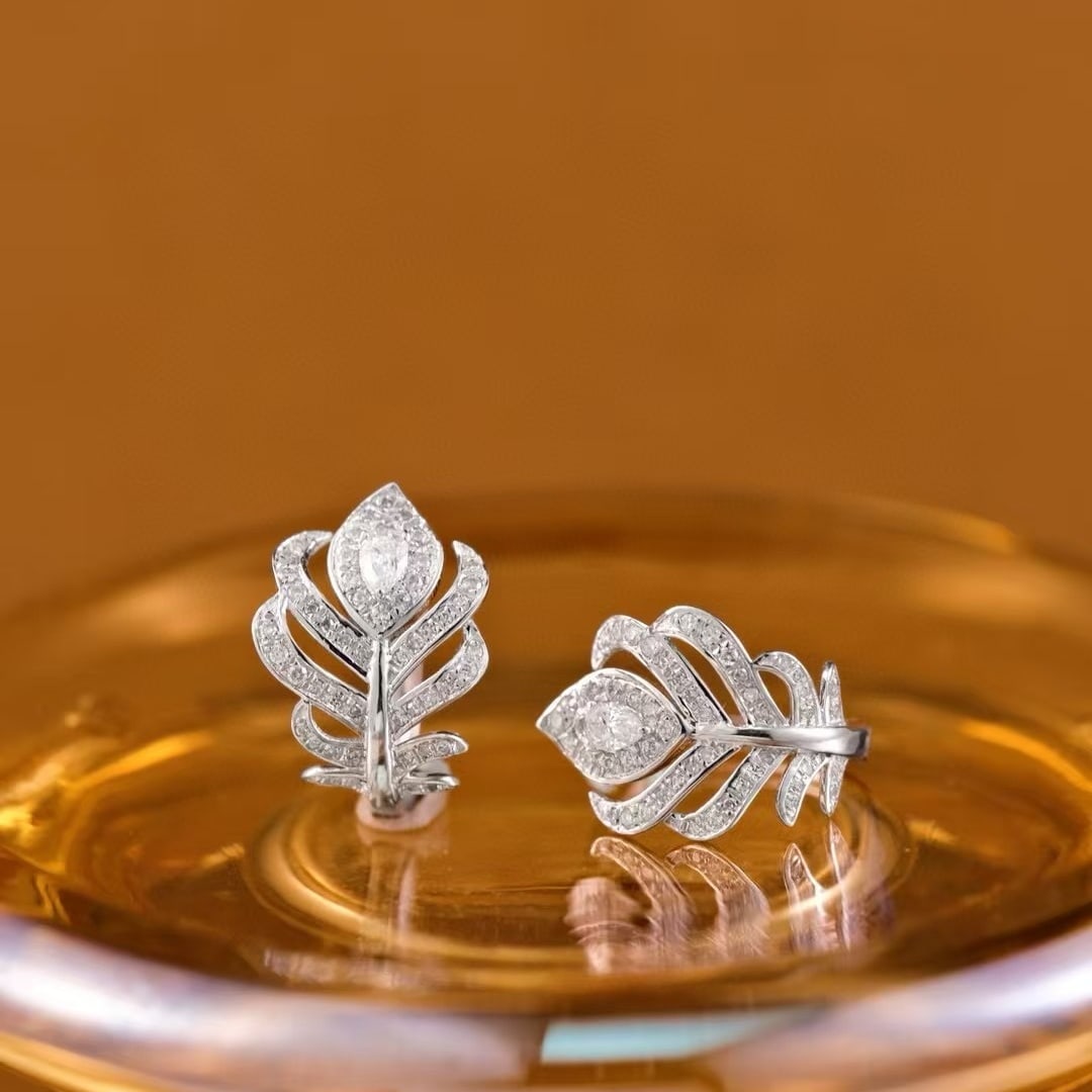 14k Gold 0.32 Ct Natural H Diamond Earrings - 4