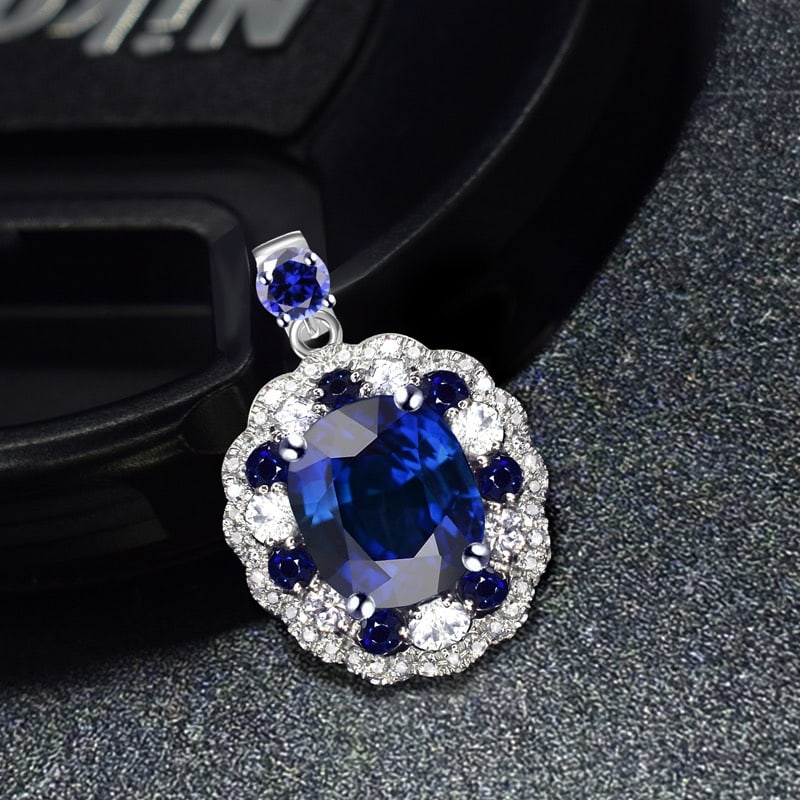 14k Gold 2.36 Ct Natural Sapphire & Diamond & Sapphire Pendant( Without Chain ): Ref:231044085 // gold content:14k gold // main gemstone:sapphire // shape:oval // carat weight:2. 36ct // color:blue // treatment:natural // // adjacent gemstone 2 : diamond // shape:round // clarity