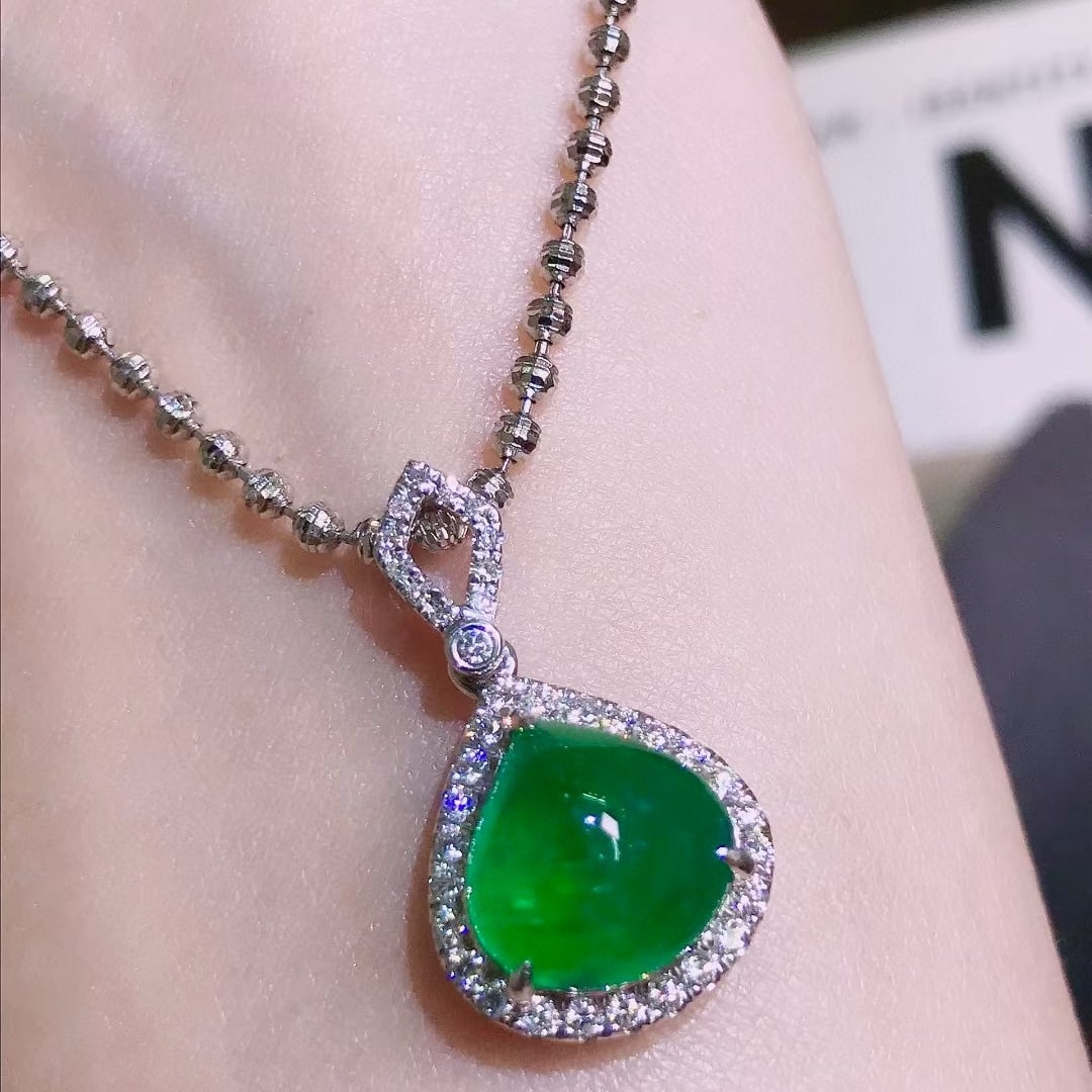 14k Gold 3.7 Ctw Vivid Green Natural Emerald & Diamond Pendant( Without Chain ) - 4