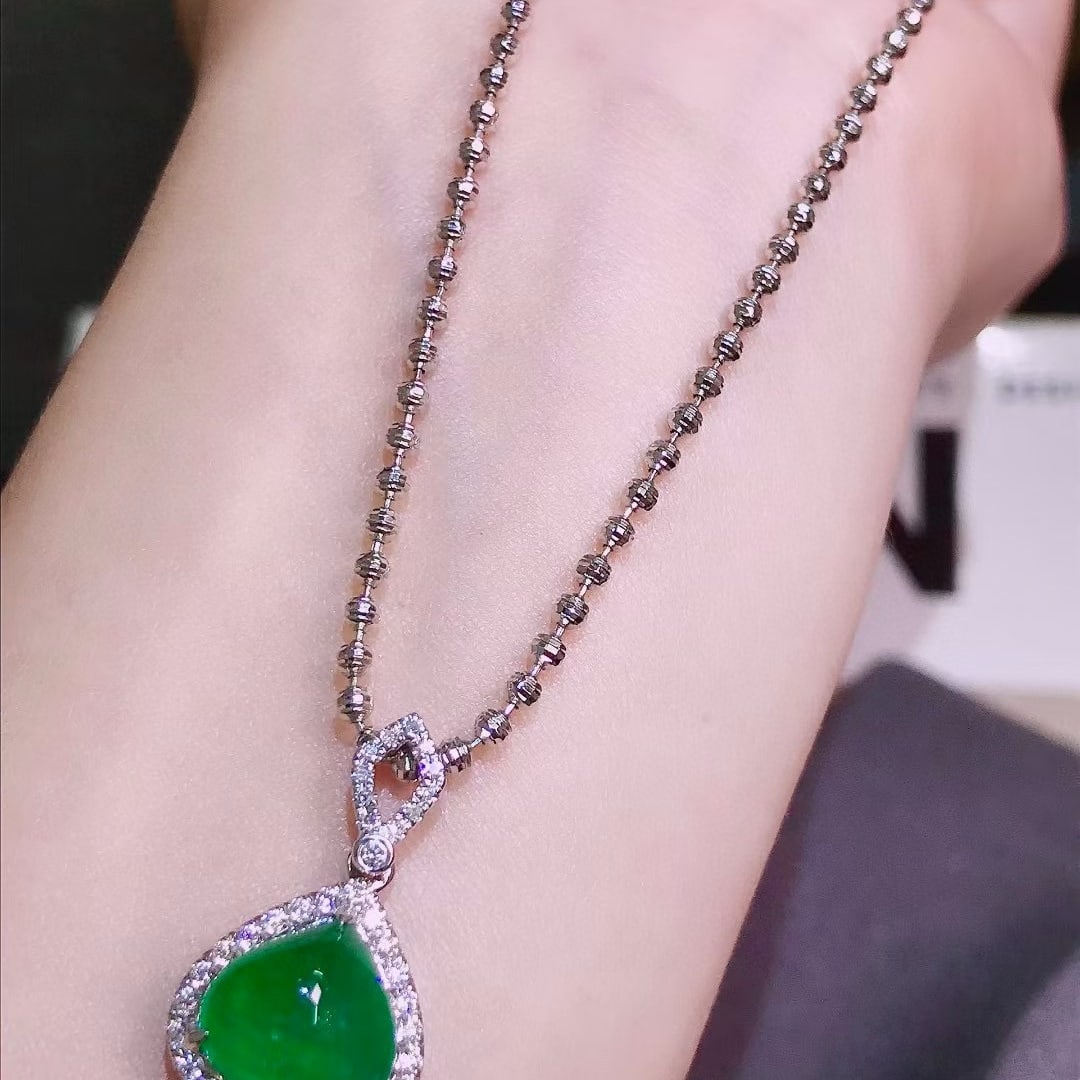 14k Gold 3.7 Ctw Vivid Green Natural Emerald & Diamond Pendant( Without Chain ) - 5
