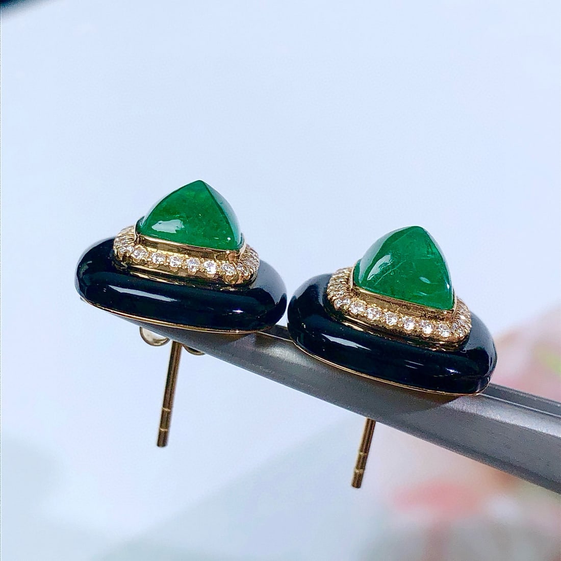 14k Gold 4.15 Ctw Vivid Green Natural Emerald & Diamond Earrings - 3