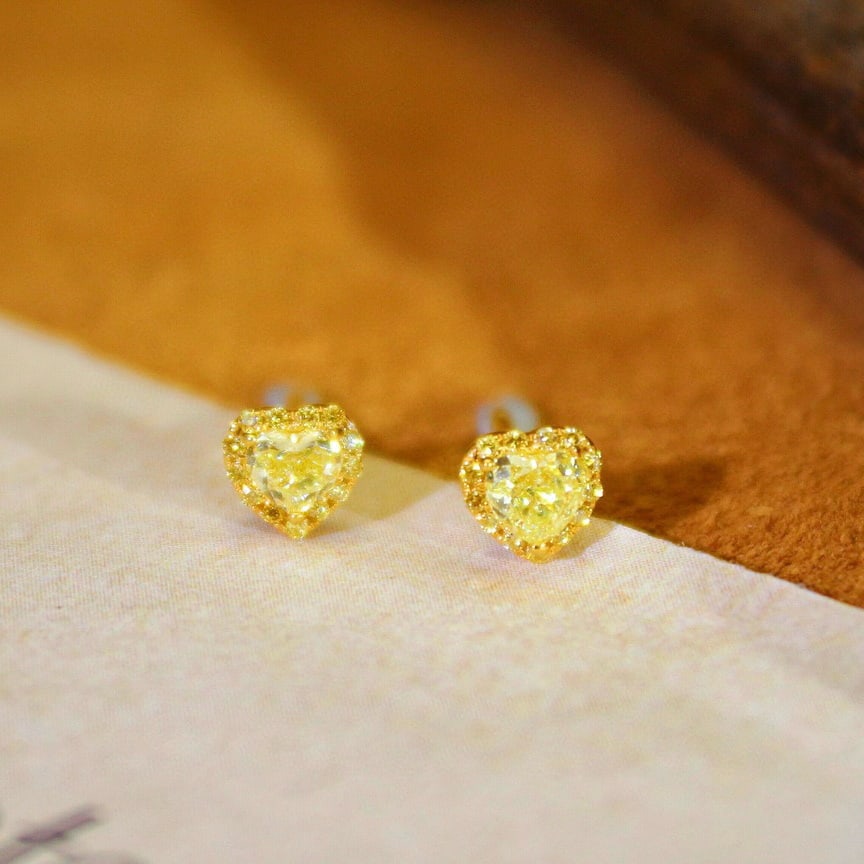 14k Gold 0.50 Ct Natural Yellow Diamond Earrings - 3