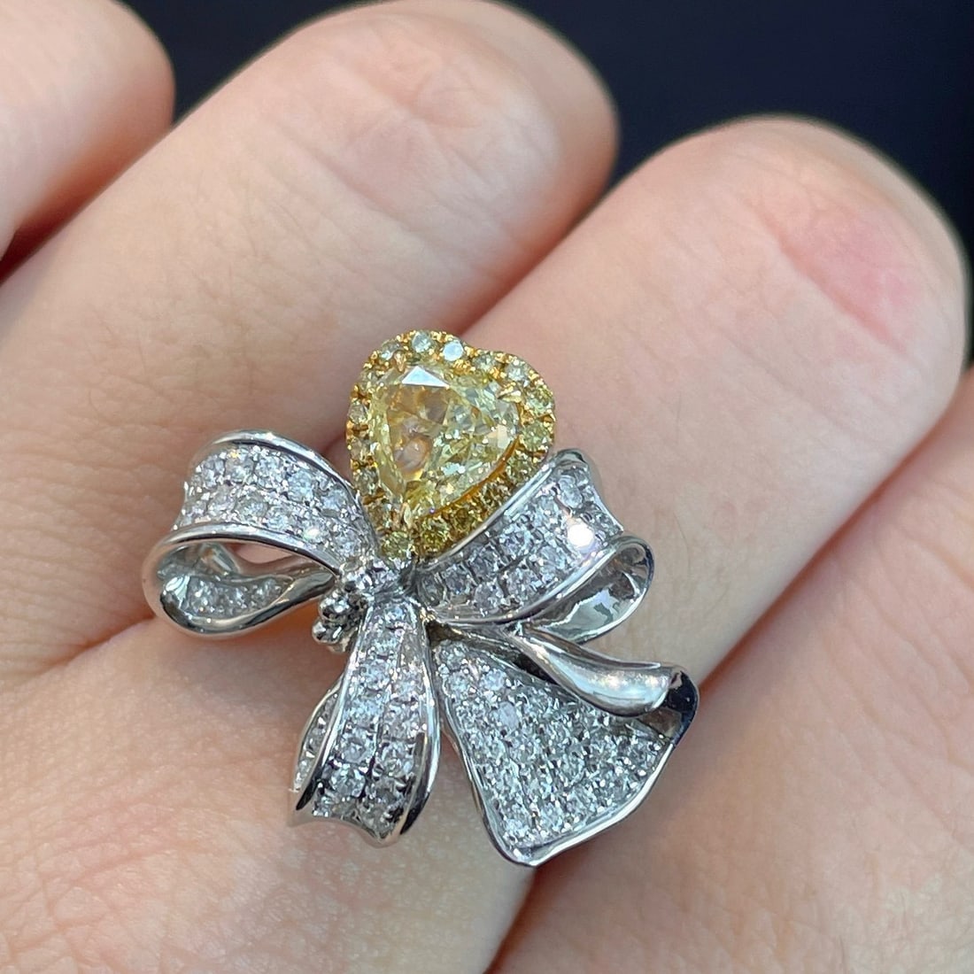 14k Gold 1.37 Ctw Natural Yellow Diamond & Diamond Ring - 4
