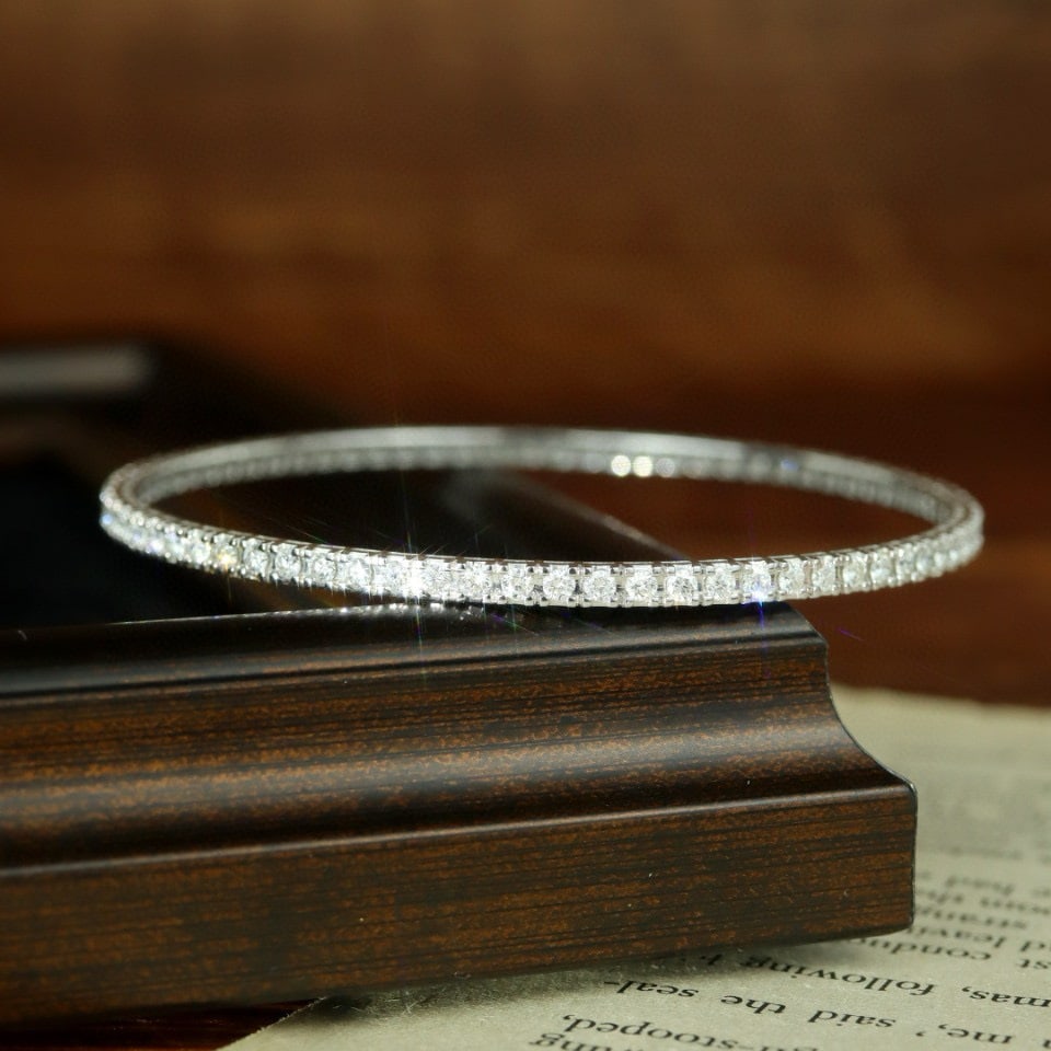 14k Gold 2.9 Ct Natural H Diamond Bangle - 3