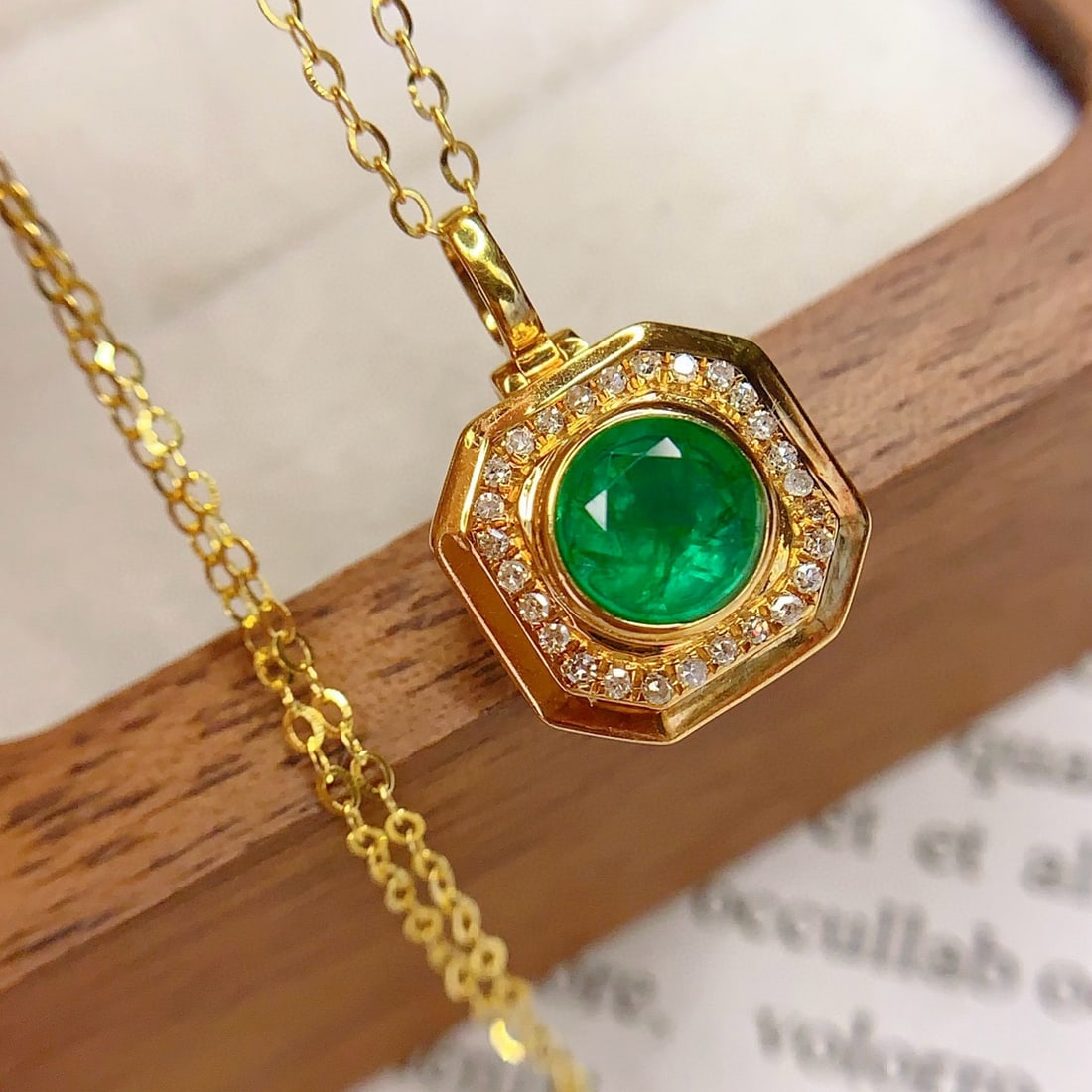 14k Gold 1 Ct Vivid Green Natural Emerald & Diamond Pendant( Without Chain ) - 5