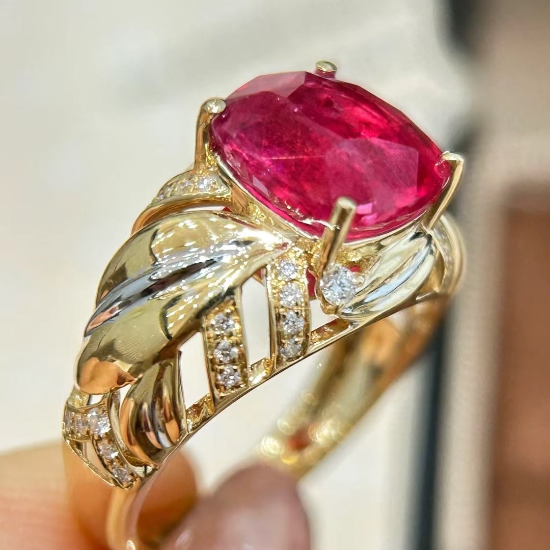 14k Gold 5.23 Ctw Natural Spinel & Diamond Ring - 2