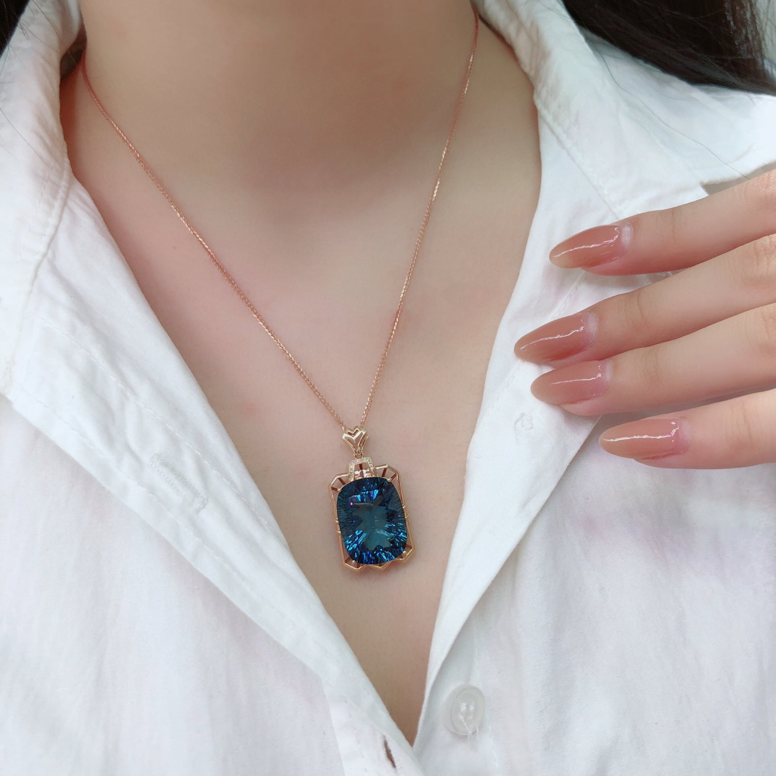 14k Gold 27.65 Ct Natural Topaz & Diamond Pendant( Without Chain ) - 2