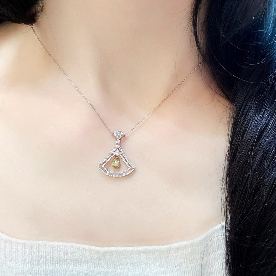 14k Gold 0.50 Ct Natural Color Diamond Necklace - 5