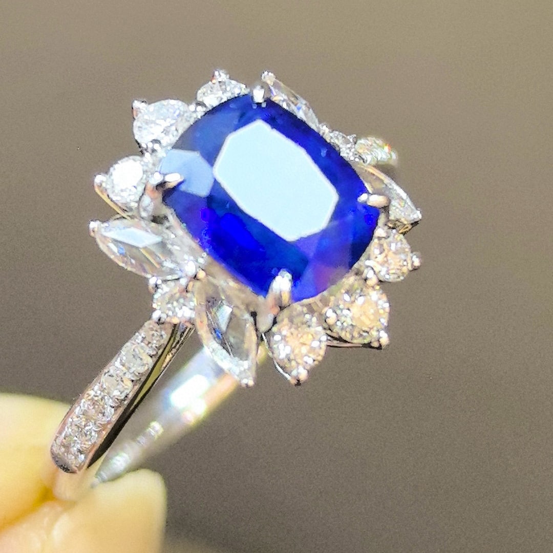 14k Gold 2.60 Ctw Natural Sapphire & Diamond Ring - 2