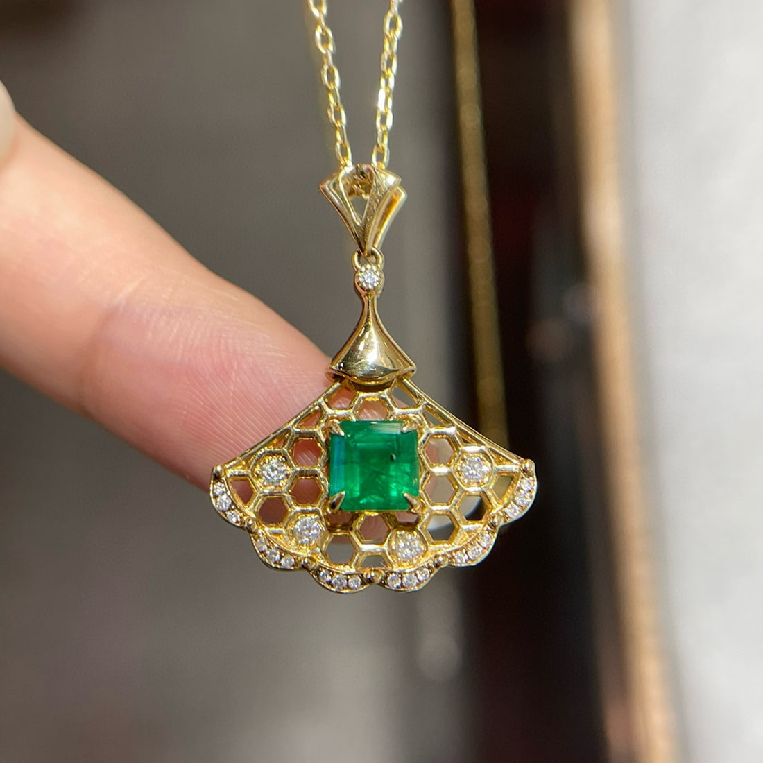 14k Gold 1 Ct Vivid Green Natural Emerald & Diamond Pendant( Without Chain ) - 3