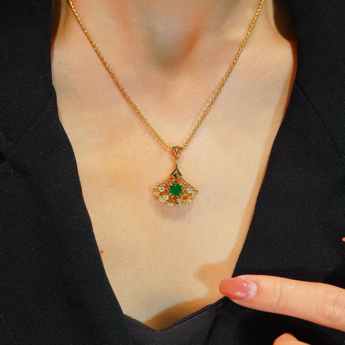 14k Gold 1 Ct Vivid Green Natural Emerald & Diamond Pendant( Without Chain ) - 5