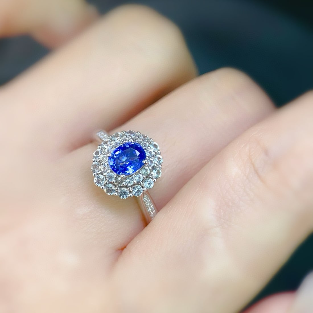 14k Gold 0.8 Ct Natural Sapphire & Diamond & Sapphire Ring - 4