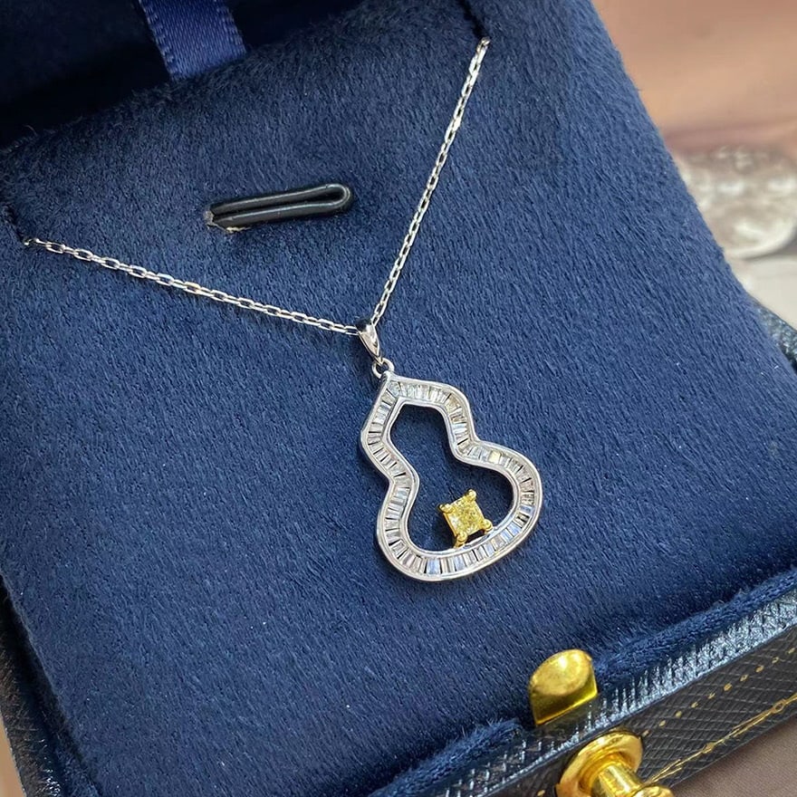 14k Gold 0.38 Ctw Natural Yellow Diamond & Diamond Necklace - 6