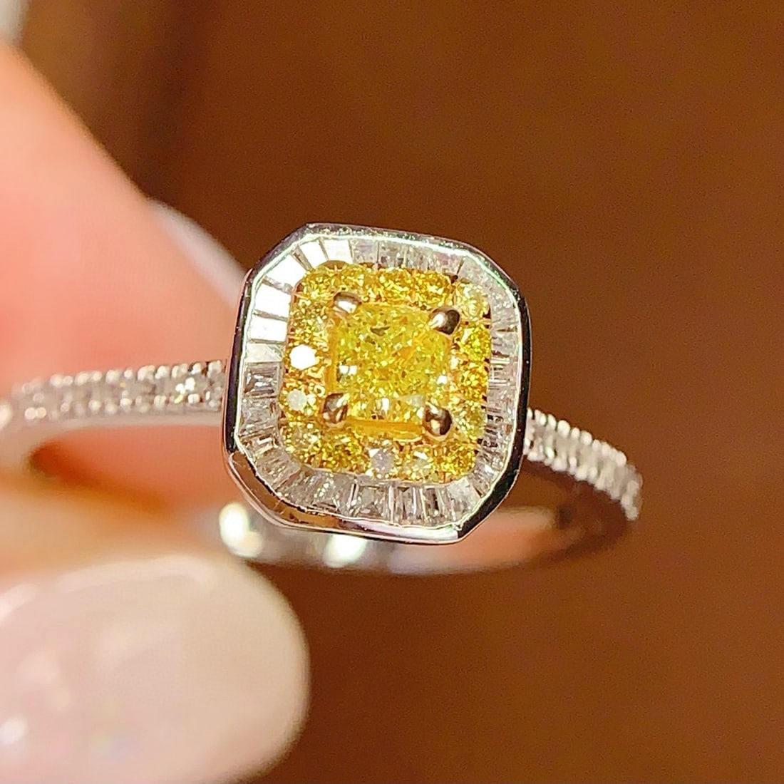 14k Gold 0.3 Ct Natural Yellow Diamond & Diamond Ring - 5
