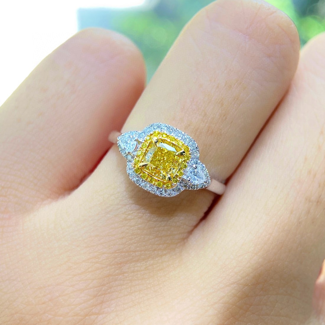 14k Gold 1.08 Ctw Natural Yellow Diamond & Diamond Ring - 2