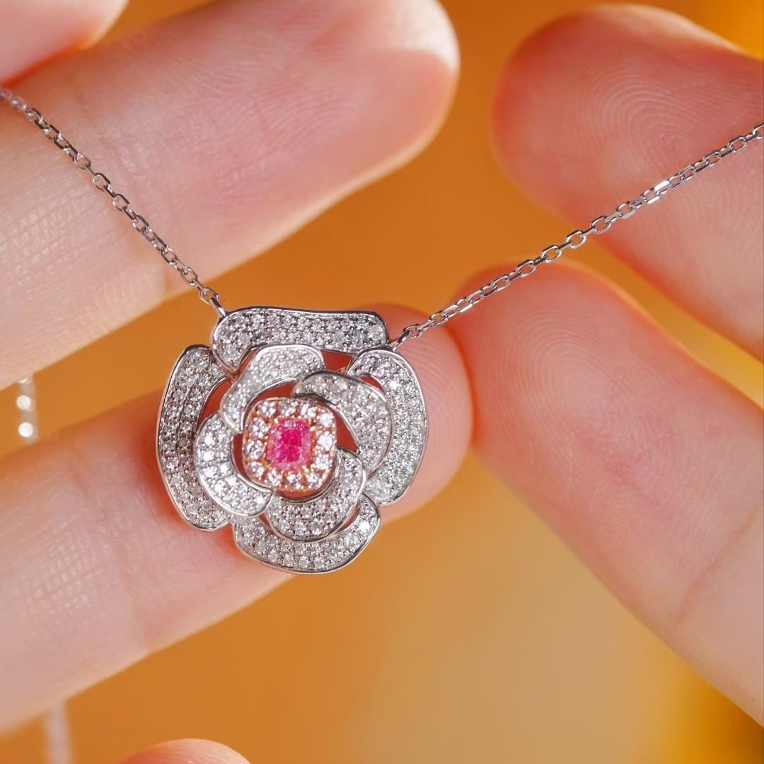 14k Gold 0.60 Ct Natural Color Diamond Necklace: Ref:231044374 // gold content:14k gold // main gemstone:diamond // shape:multiply // carat weight:0. 60ct // clarity grade:vs-si // color:color // treatment:natural // Condition: New Low Estimate:
