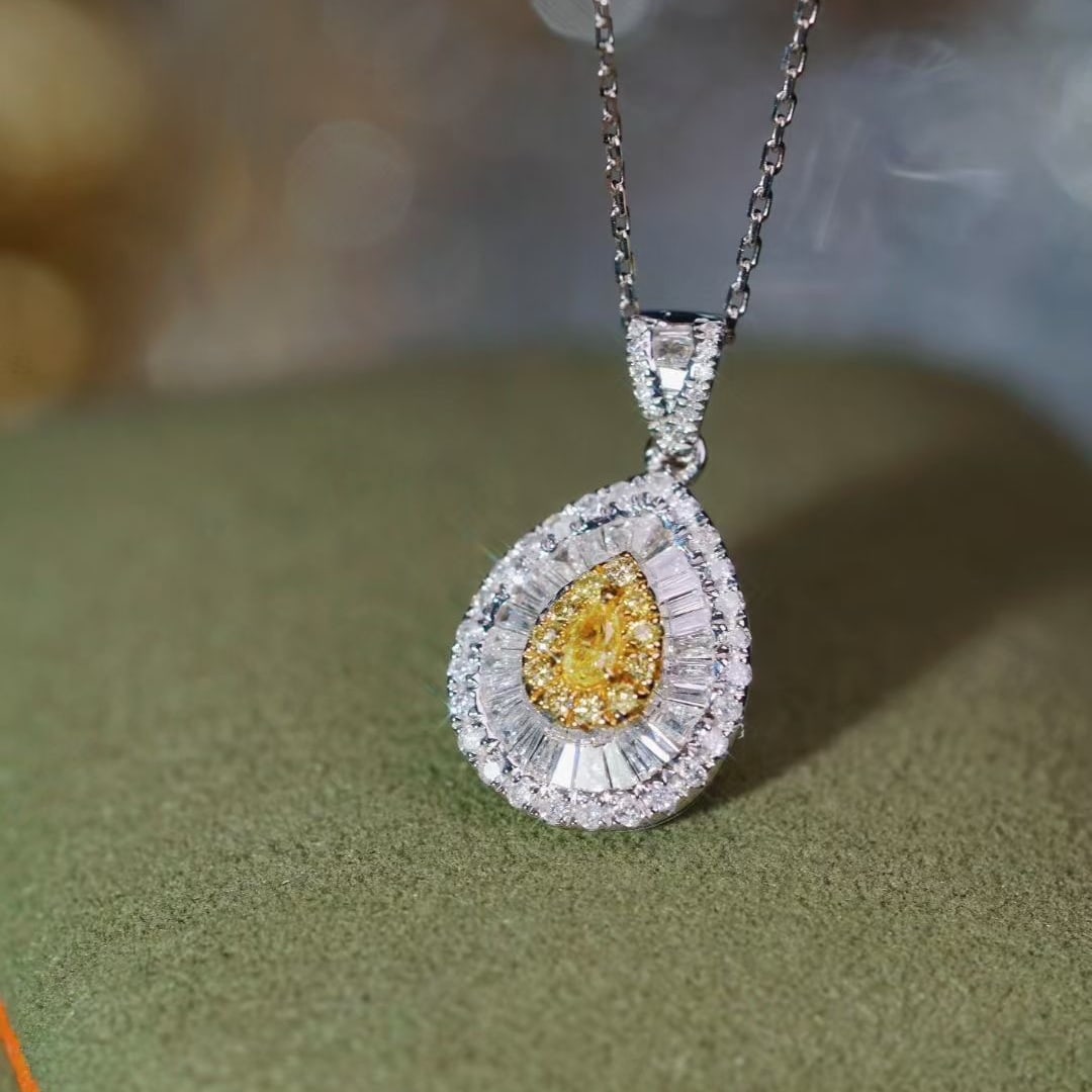 14k Gold 0.70 Ct Natural Color Diamond Necklace - 6