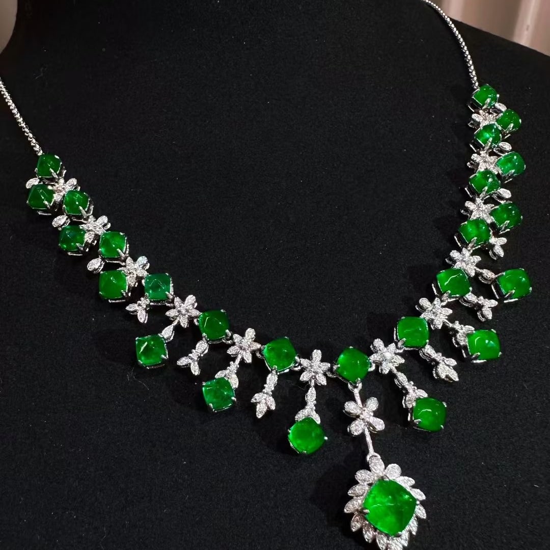 14k Gold 11.08 Ctw Vivid Green Natural Emerald & Diamond Necklace - 4