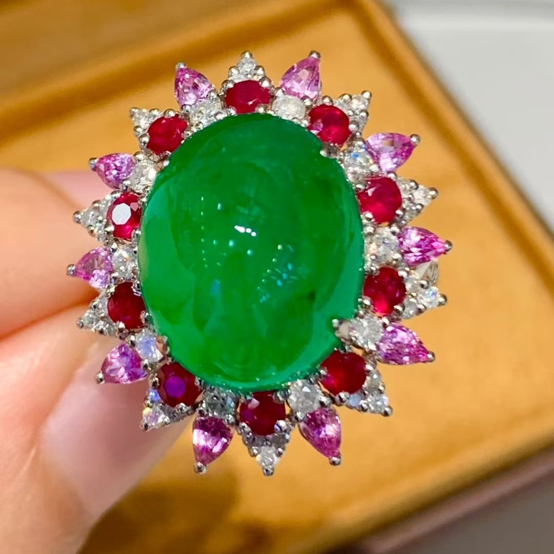 14k Gold 8.8 Ct Vivid Green Natural Emerald & Diamond & Sapphire & Ruby Ring - 3