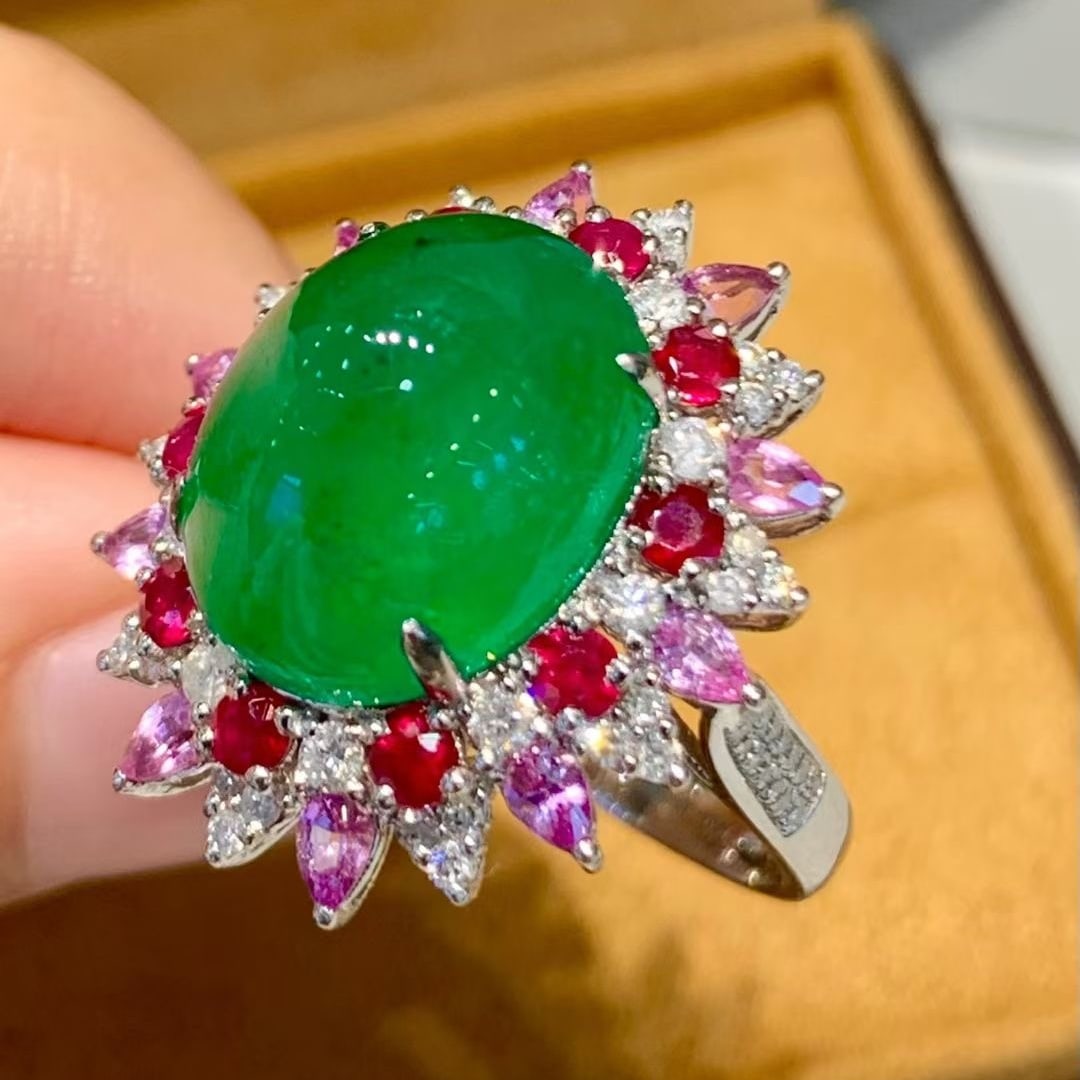 14k Gold 8.8 Ct Vivid Green Natural Emerald & Diamond & Sapphire & Ruby Ring - 5