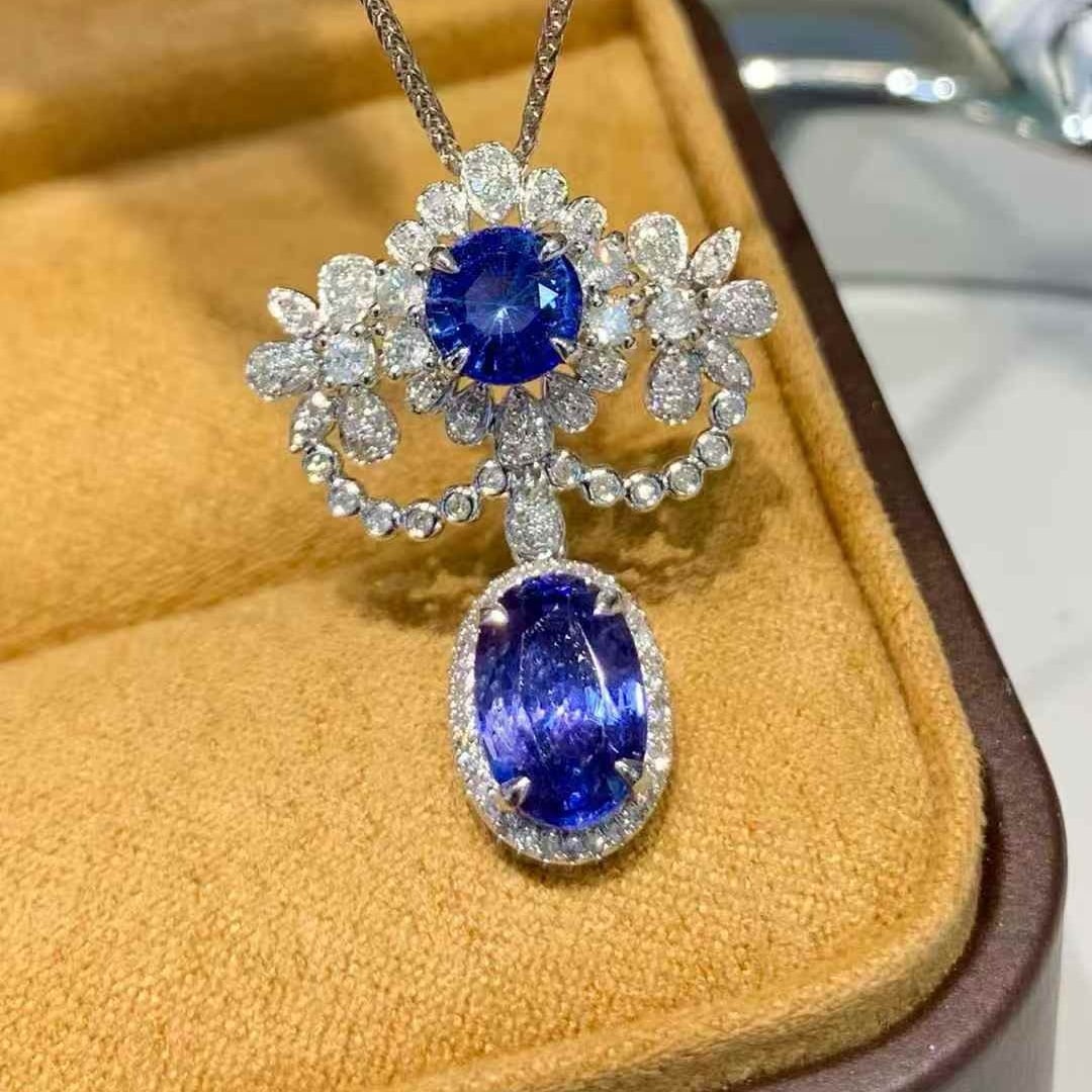14k Gold 2.8 Ct Natural Sapphire & Diamond Pendant( Without Chain ) - 2