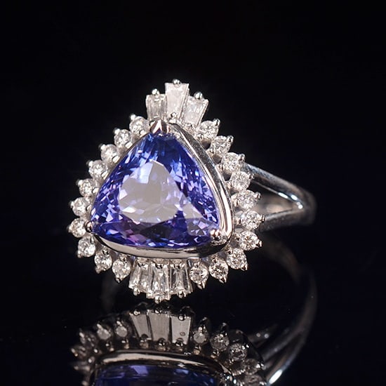 14k Gold 5.58 Ctw Natural Tanzanite & Diamond Ring - 3