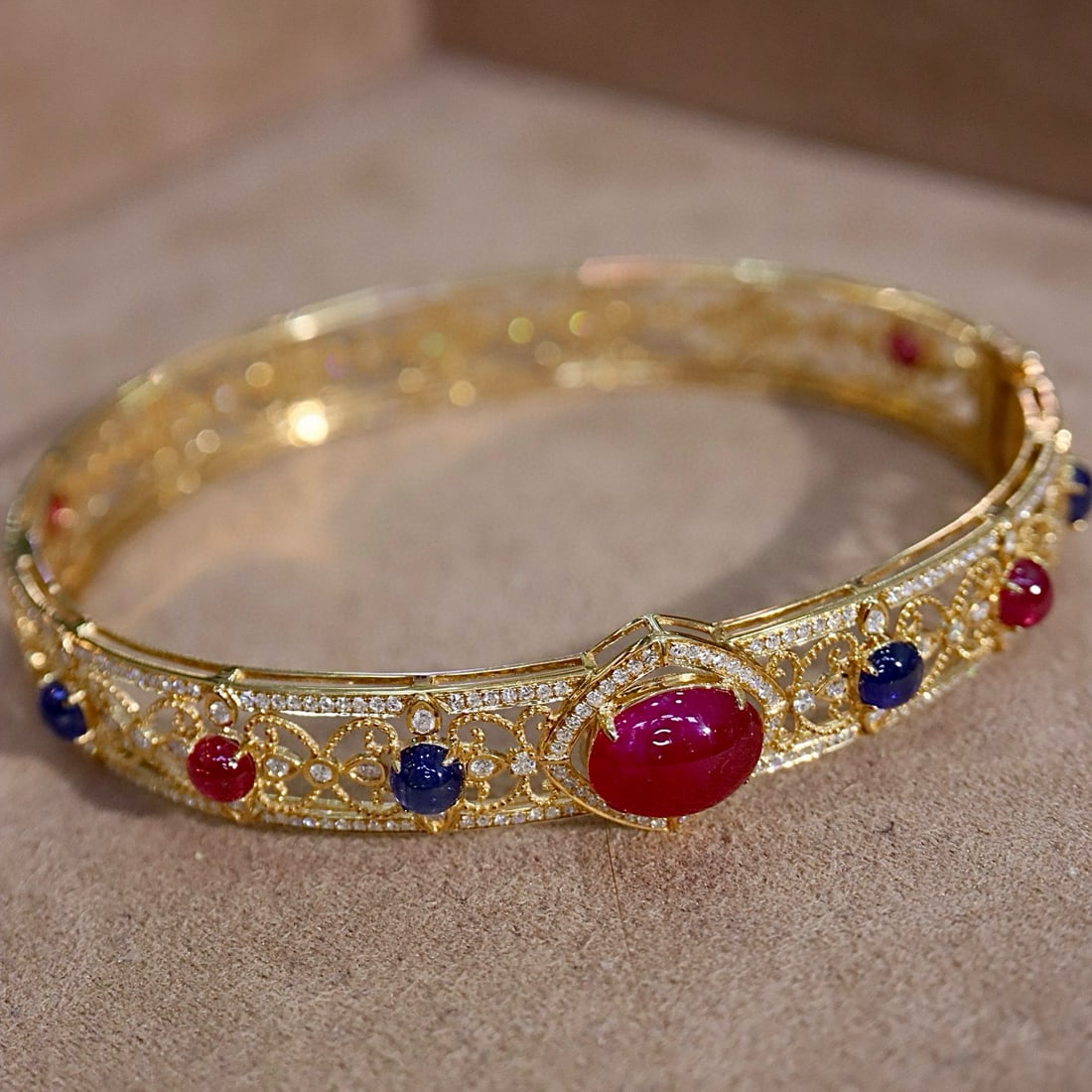 14k Gold 6.75 Ctw Natural Ruby & Diamond Bangle - 6