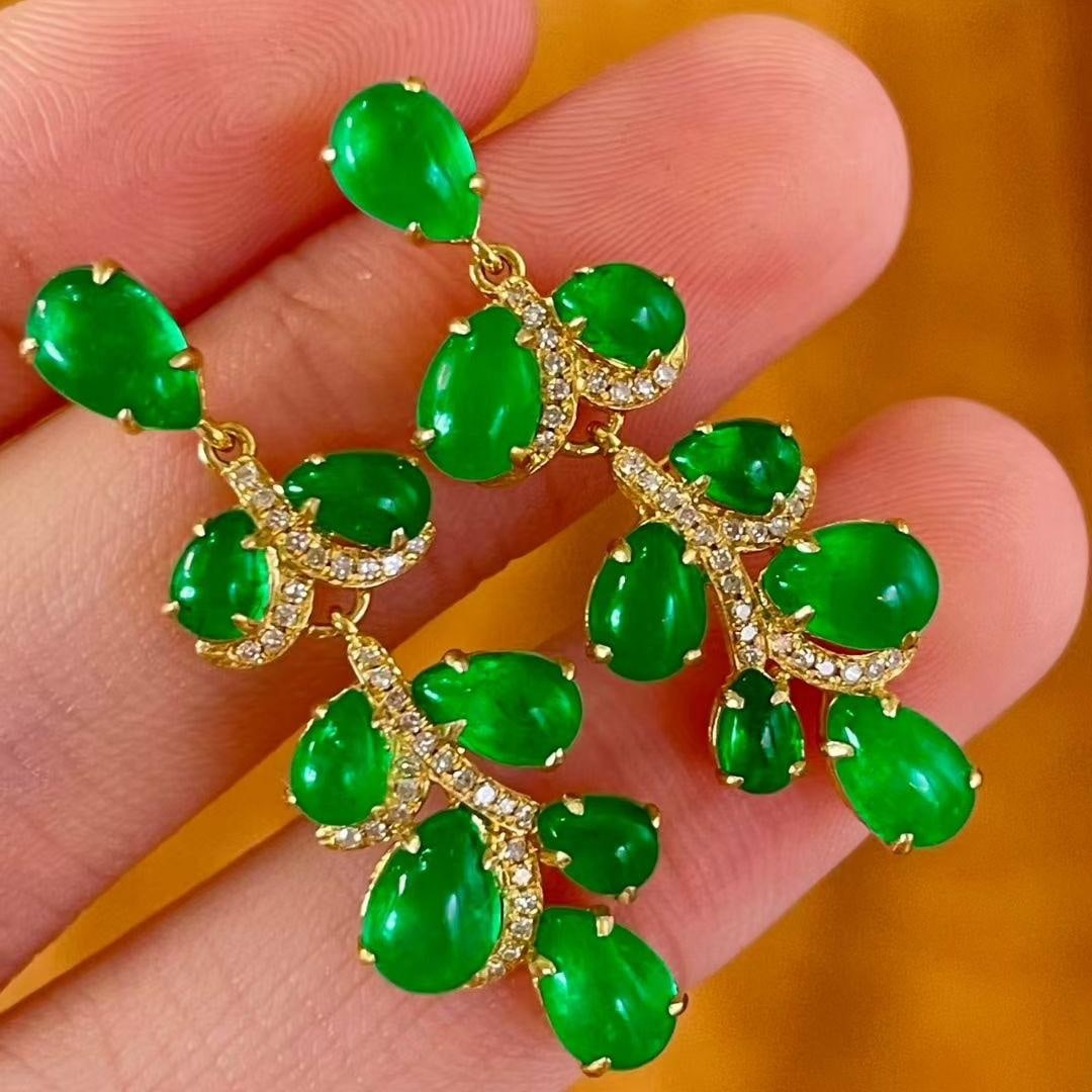 14k Gold 5.5 Ct Natural Emerald & Diamond Earrings - 3