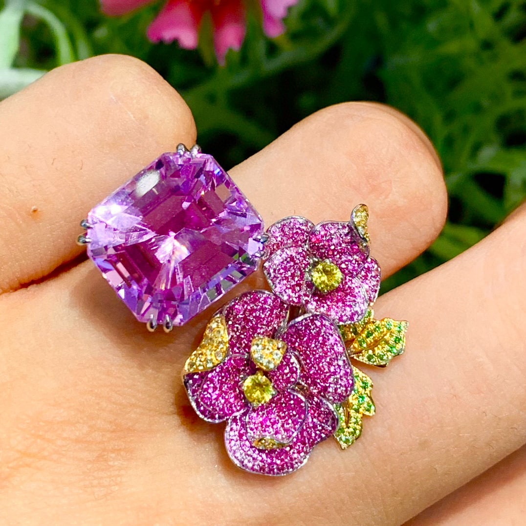 14k Gold 15.05 Ct Natural Kunzite & Sapphire & Tsavorite Ring - 4