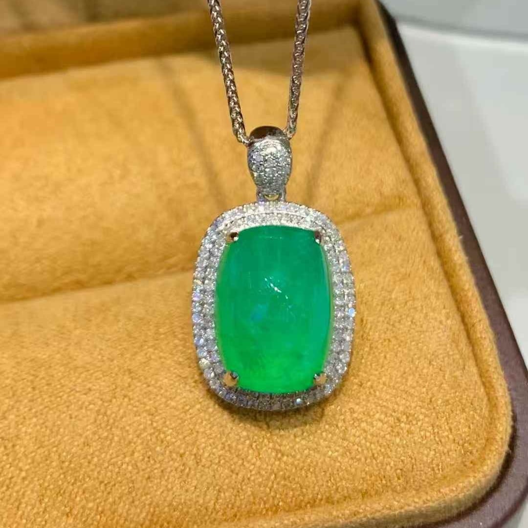 14k Gold 6 Ct Vivid Green Natural Emerald & Diamond Pendant( Without Chain ) - 4