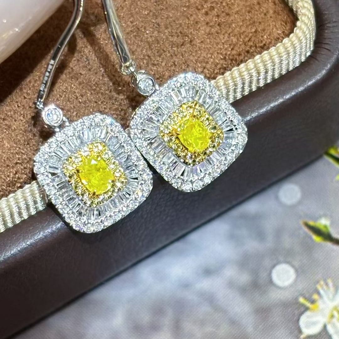 14k Gold 0.9 Ctw Natural Yellow Diamond & Diamond Earrings - 3