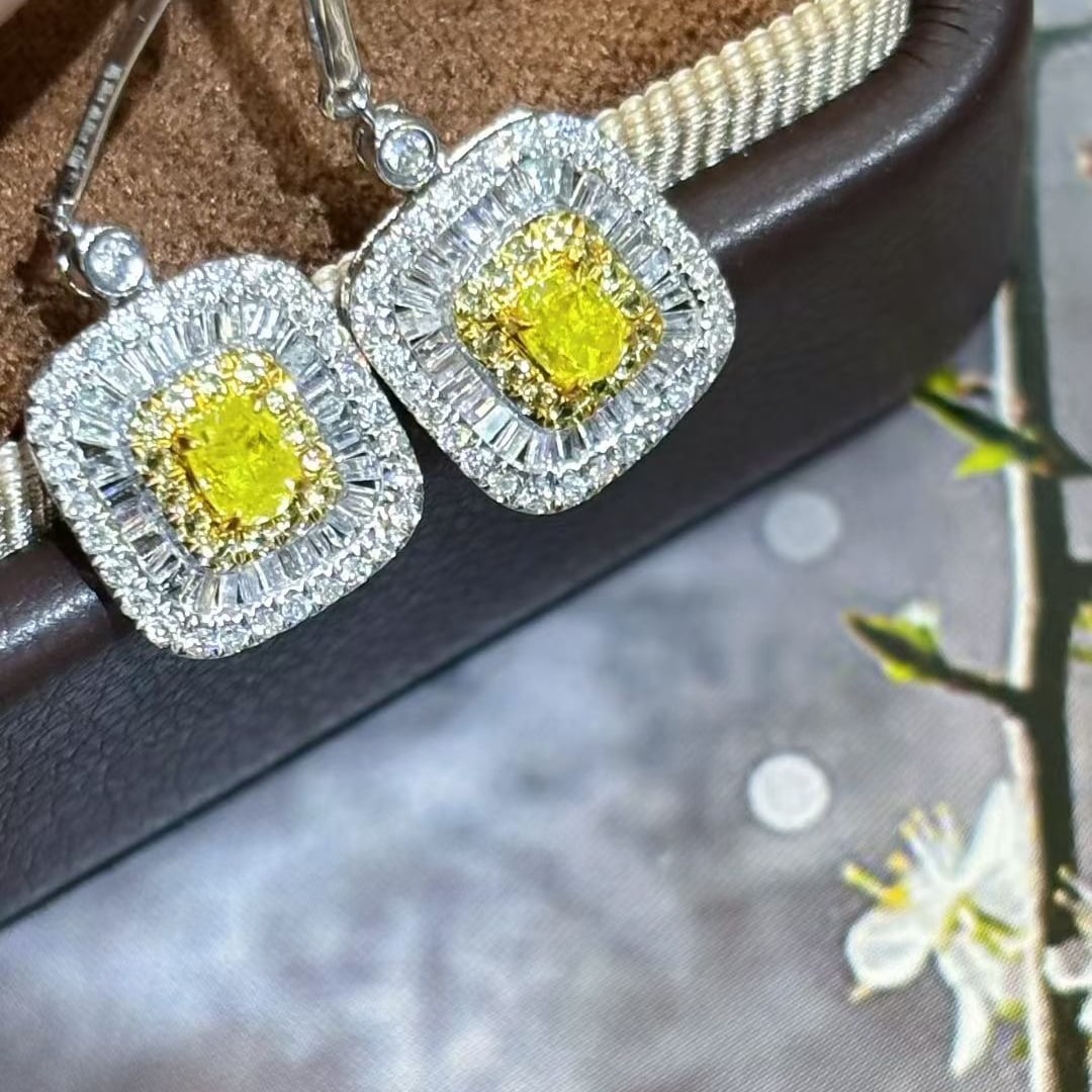 14k Gold 0.9 Ctw Natural Yellow Diamond & Diamond Earrings - 6