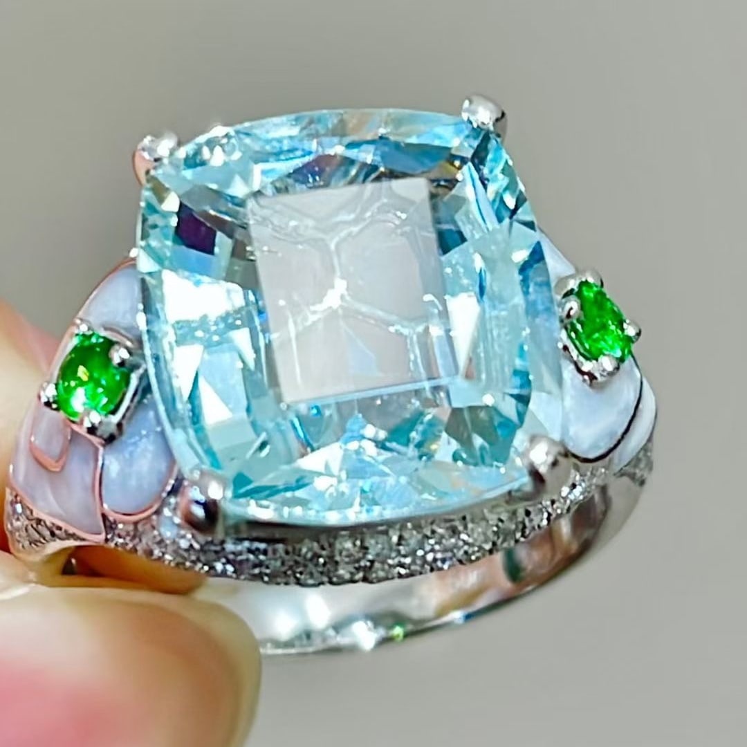 14k Gold 6.5 Ct Natural Aquamarine & Tsavorite & Pearl Shell Ring - 4
