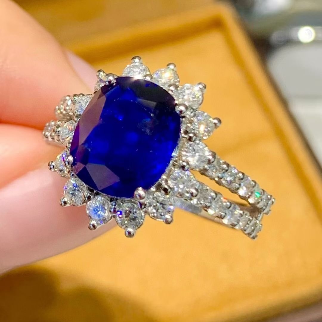 14k Gold 2.7 Ct Natural Sapphire & Diamond Ring - 2